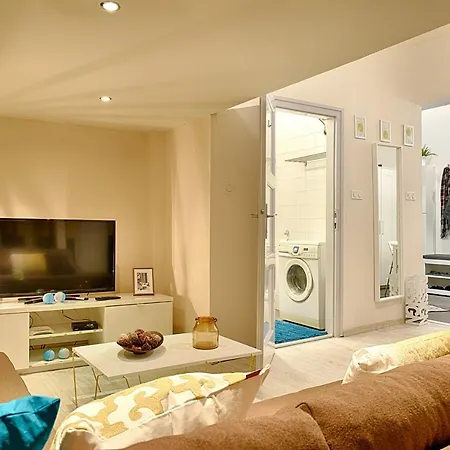Lane With Gallery Apartamento Budapest