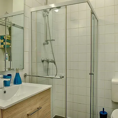 Lane With Gallery Apartament